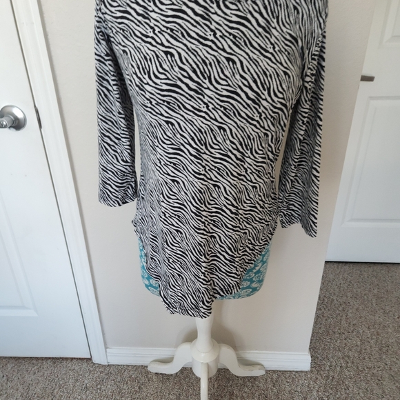 Lulu-b top - Picture 2 of 9